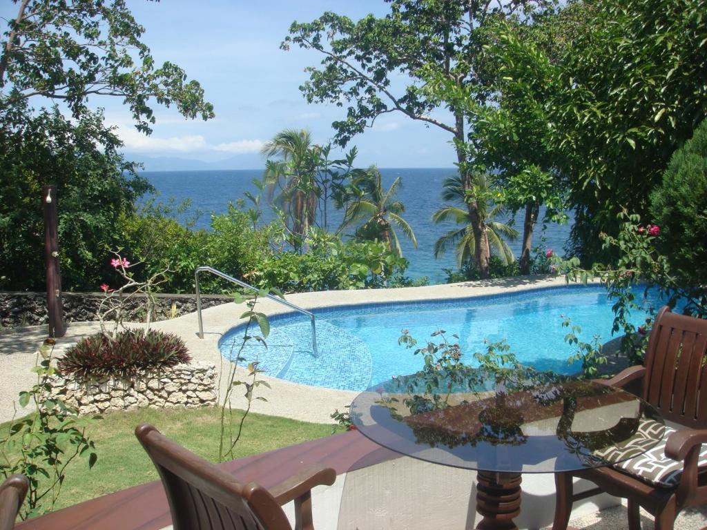 Padre Burgos Castle Resort Surigao Exterior photo