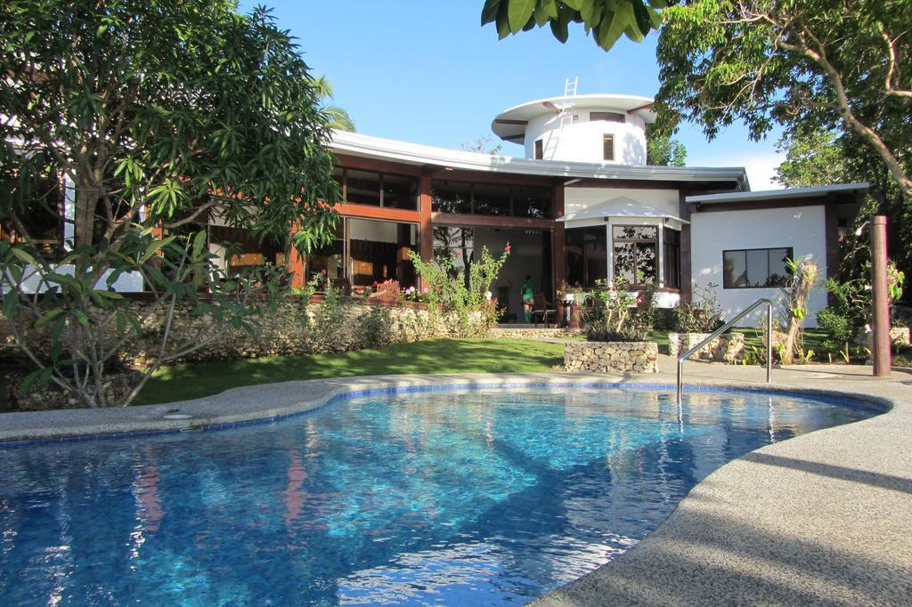 Padre Burgos Castle Resort Surigao Exterior photo