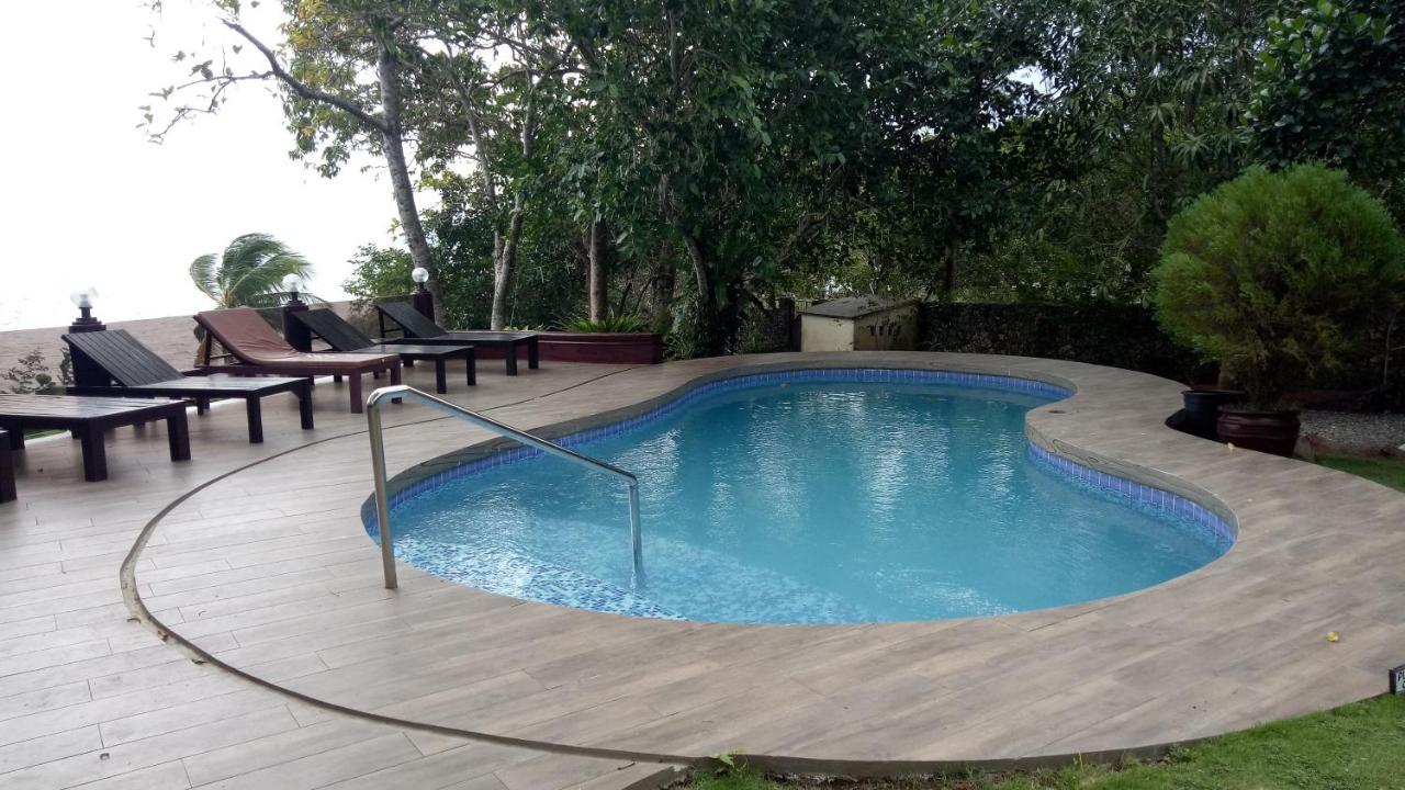 Padre Burgos Castle Resort Surigao Exterior photo