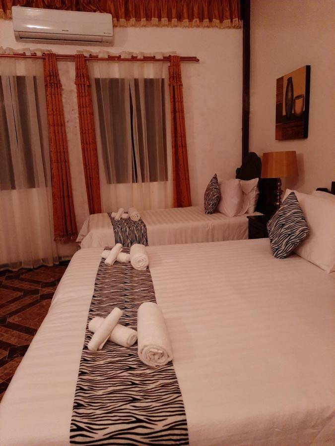 Padre Burgos Castle Resort Surigao Exterior photo